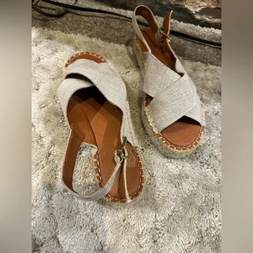 Alohas Platform Espadrille Sandals | Tan Criss-Cross Canvas | Size 39